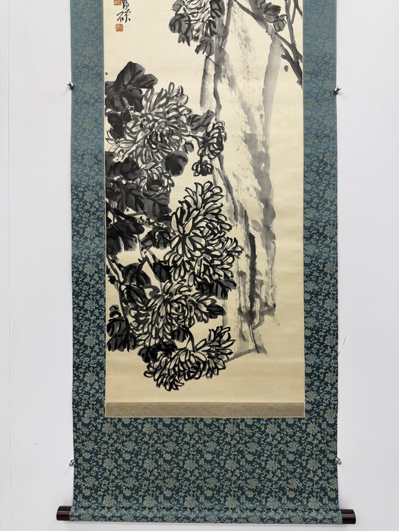 三杉美術(shù)吳昌碩 墻根菊花可酤酒