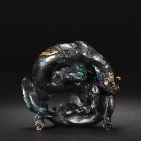 東京共成拍賣古銅錯(cuò)金祥瑞擺件
