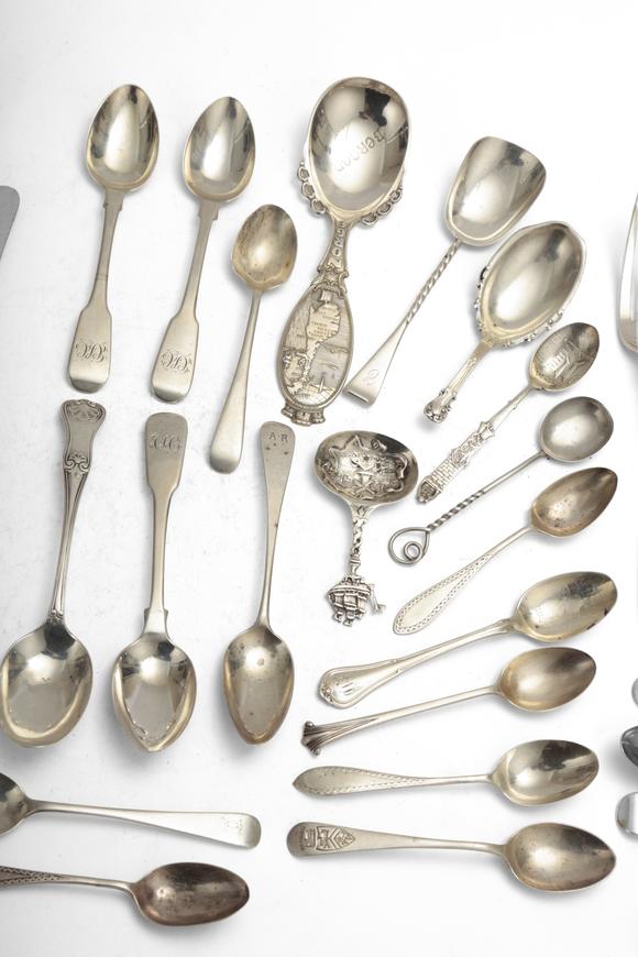 Duke's Auctions Lot 138 TWO VICTORIAN SILVER FIDDLE, THREAD AND SHELL TABLE FORKS