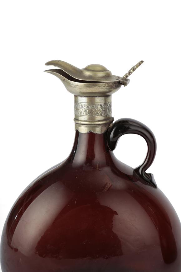 Duke's Auctions Lot 67 A PAIR OF BROWN GLASS DECANTERS