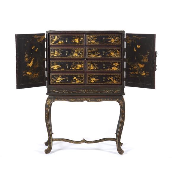 VERITAS Art AuctioneersA Japanese lacquered cabinet on stand