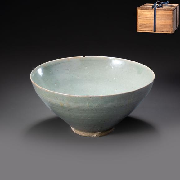 大阪國(guó)際十二到十三世紀(jì) 高麗青磁茶碗