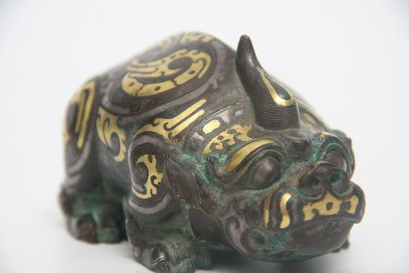 東京蕓術(shù)唐 銅錯(cuò)金豬