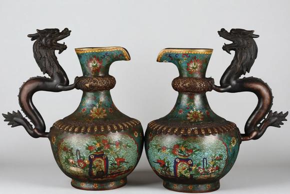 東京蕓術(shù)明 銅景泰藍(lán)鎏金博古花卉紋執(zhí)壺