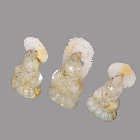 東京蕓術(shù)明 和田玉三佛