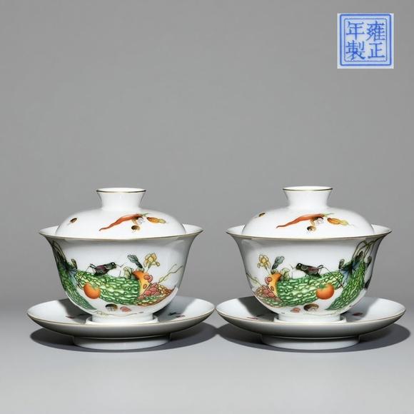 東京蕓術(shù)清雍正 琺瑯彩瓜果紋蓋碗
