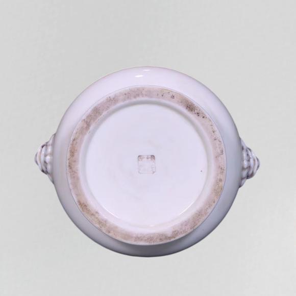 東京蕓術(shù)德化瓷雙獅耳爐