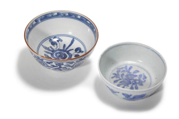 Castle AuctionA Pair of Blue and White Porcelain Bowls, 16th–17th C Pr.