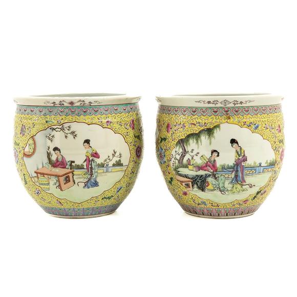 Castle AuctionA pair of famille rose fish bowls
