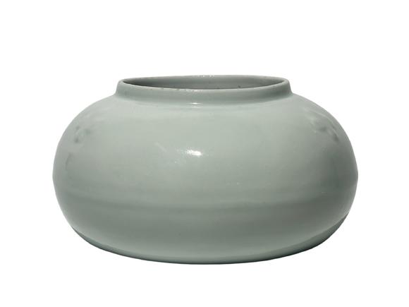 Castle AuctionA Chinese White-glazed plum blossom water pot, Ming Dynasty Pr. 