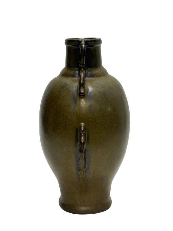 Castle AuctionA Chinese teadust colour moonflask vase, Qian Long Pr. 