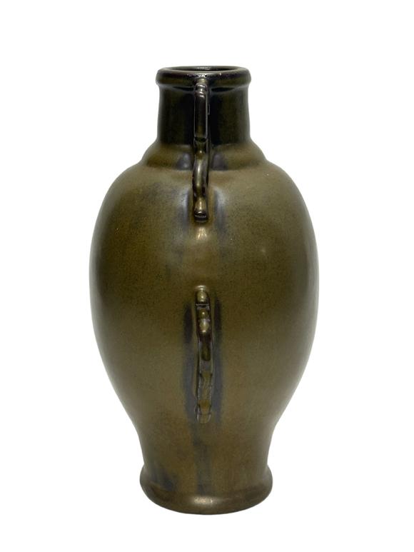 Castle AuctionA Chinese teadust colour moonflask vase, Qian Long Pr. 