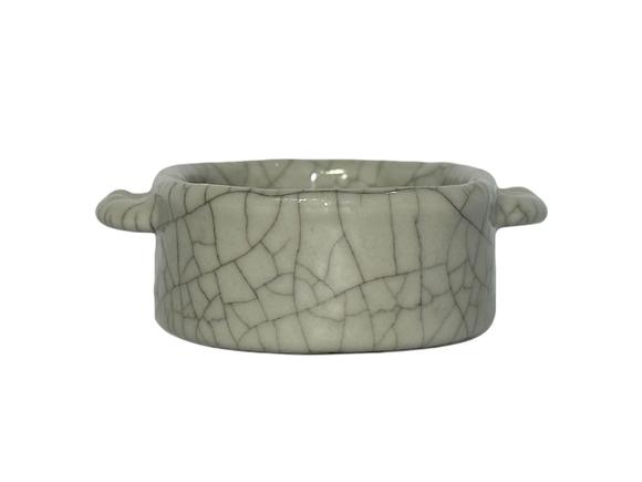 Castle AuctionGe glaze water pot, Ming Dynasty Pr. or earlier.