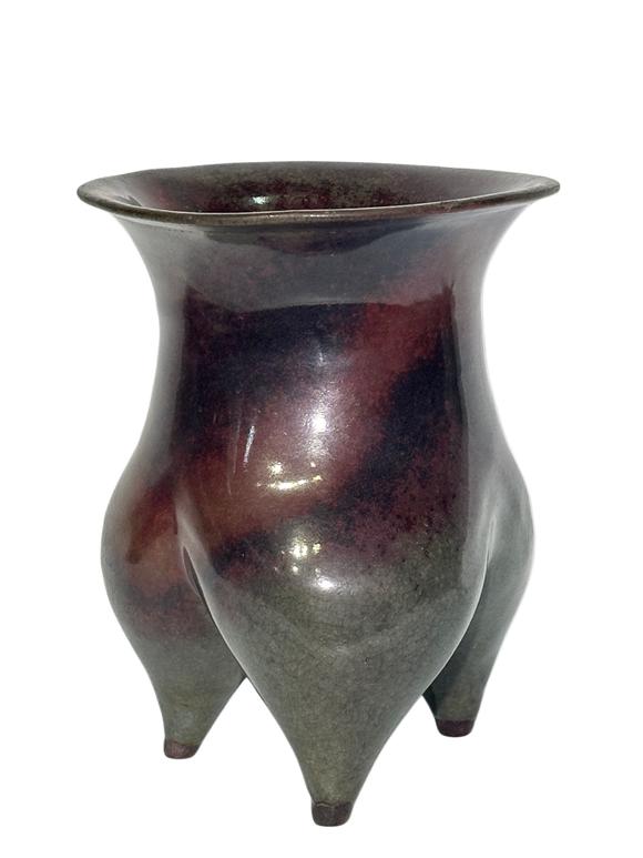Castle AuctionJun kiln tripodiA Chinese censor, Ming Dynasty Pr. or earlier.