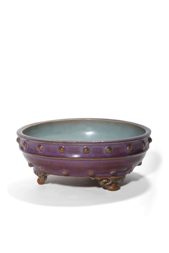 Castle AuctionA Jun Kiln Purple Splashed Tripod Narcissus Basin, 12th–14th C Pr.