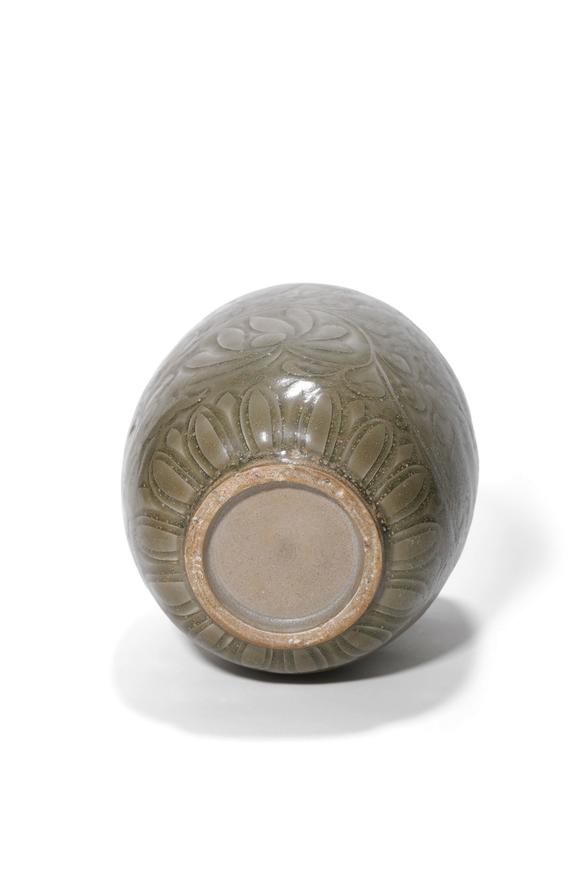 Castle AuctionA Yaozhou Kiln Carved Lotus Meiping Vase, 10th–12th C Pr.