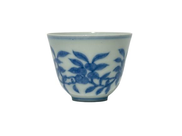 Castle AuctionA Chinese Blue-and-white floral cup, Ming Dynasty Pr. 