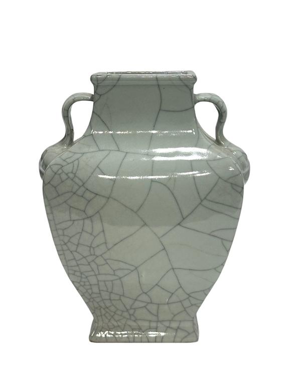 Castle AuctionA Chinese Ge-glazed double-handled square vase, Qian Long Pr. 