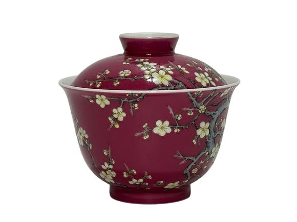Castle AuctionA rouge-red ground bowl decorated with plum blossom pattern, and with cover, Qing Dynasty Pr. 