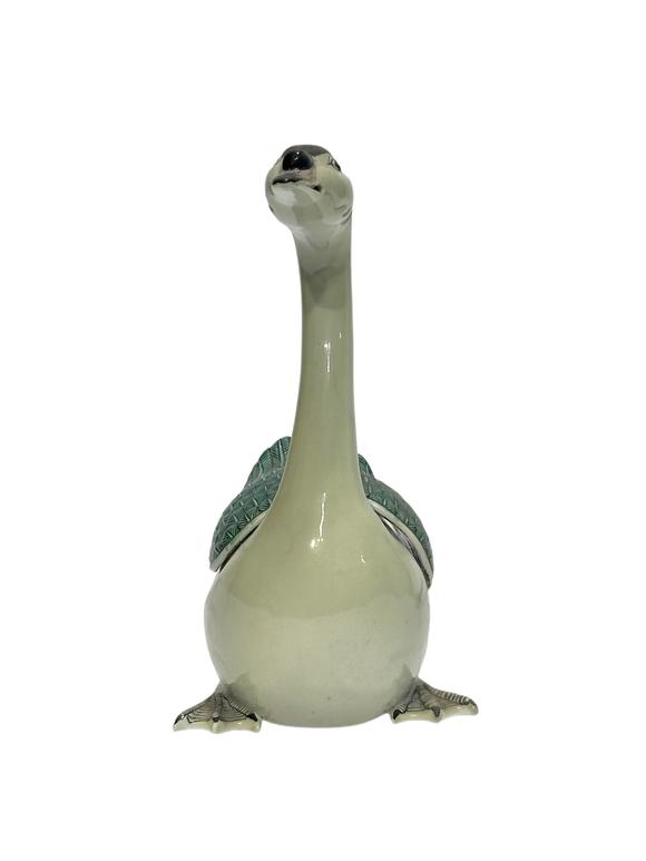 Castle AuctionA Chinese porcelain Duck sahpe aromatherapy, Ming Dynasty Pr. 