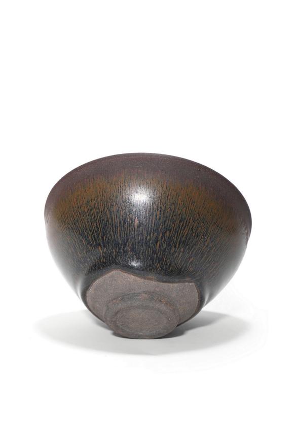 Castle AuctionA Jian Kiln Hare’s Fur Tea Bowl, 12th–13th C Pr.