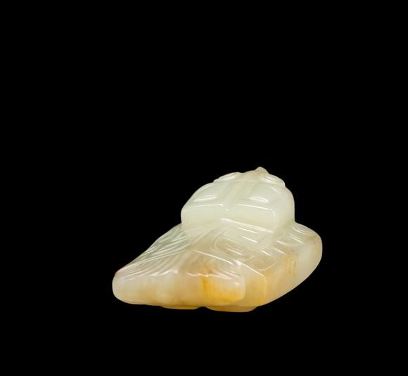 Castle AuctionA Pale Celadon Jade Owl Carving, Late Shang, Circa 12th–11th C BC Pr.