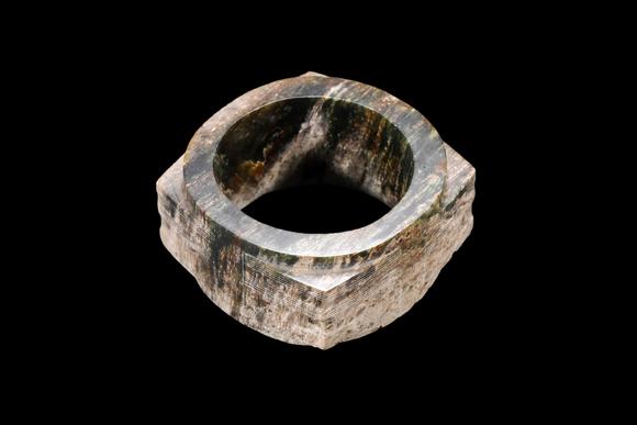 Castle AuctionA Mottled Dark Green Jade Cong, Liangzhu, Circa 3300–2300 C BC Pr.