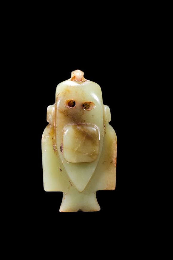 Castle AuctionA Pale Yellow Jade Owl Pendant, Late Shang, Circa 12th–11th C BC Pr.