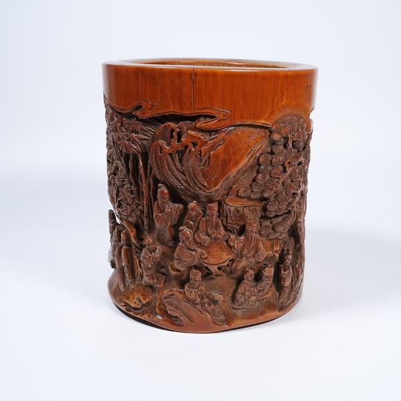 弘楊株式會(huì)社竹雕松下雅集圖筆筒