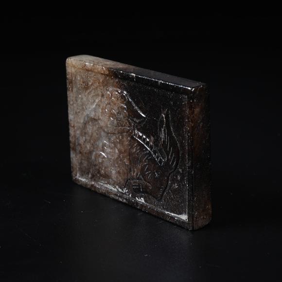 弘楊株式會(huì)社中古玉獅子滾繡球紋帶飾