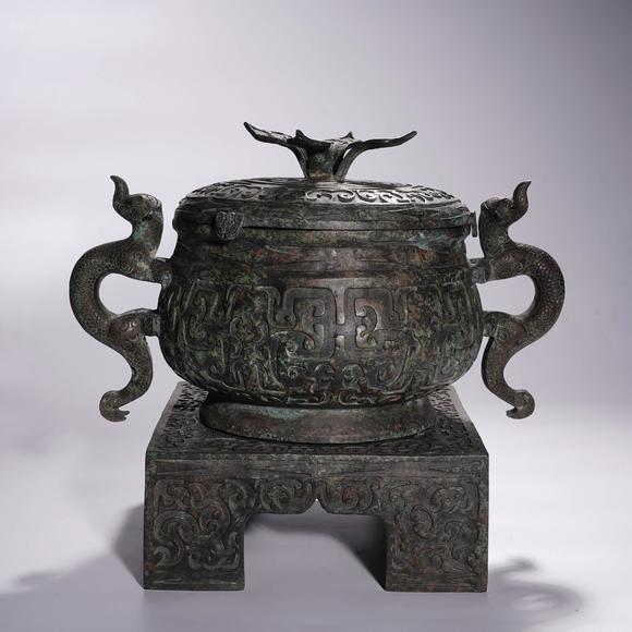 金澤美術(shù)戰(zhàn)國(guó) 云紋方座簋