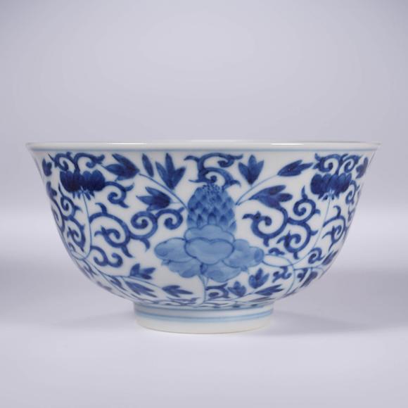 Cascade'sA pair of blue and white peony tea gardens in Guangxu of Qing Dynasty | 清光緒 青花牡丹紋茶園一對(duì)