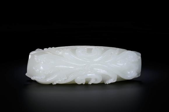 Cascade'sQing Dynasty Hetian Baiyu Fisherman Leyuchuan | 清代 和田白玉漁家樂玉船