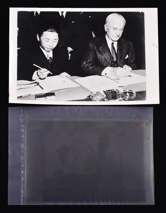 Eden Fine Antiques Galleries LLCHISTORICAL DIPLOMATIC PHOTOGRAPH ARCHIVE