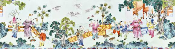 華藝國際清嘉慶  洋紅地洋彩纏枝寶相花吉慶如意嬰戲圖螭耳尊