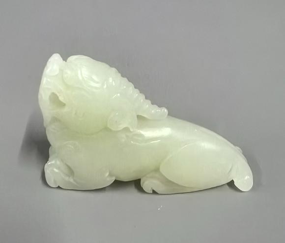 東京國(guó)際拍賣和田玉獸