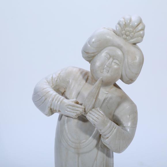 鐮倉(cāng)美術(shù)明以前 邢窯白釉仕女