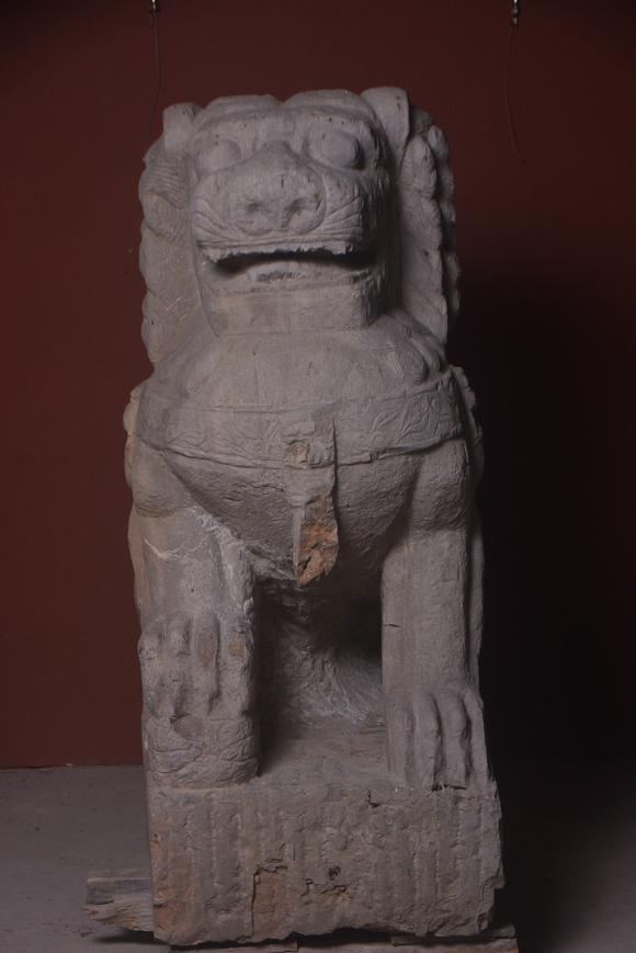 東京蕓術(shù)迎門獅