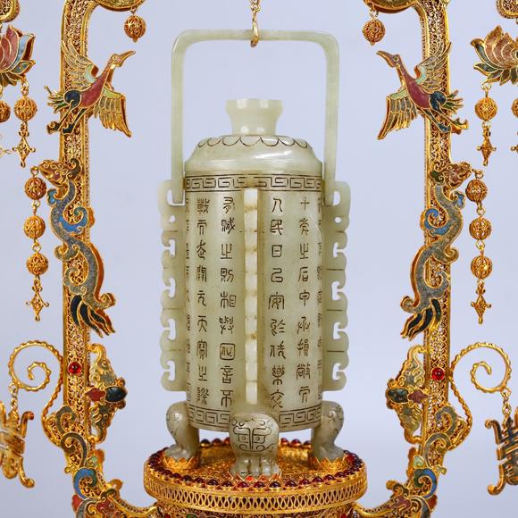東京蕓術(shù)掐絲和田玉提爐擺件