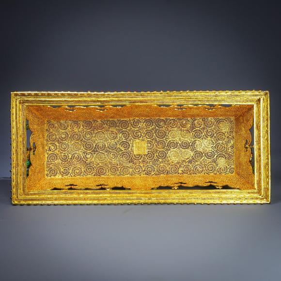 東京蕓術(shù)和田玉精品鳥尊擺件造型獨(dú)特，玉質(zhì)細(xì)膩油潤(rùn)，品相完整