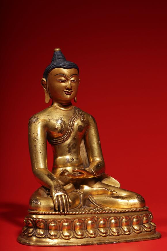 清代,铜鎏金释迦摩尼佛坐像高清大图_易拍全球华兴梵--佛造像专场拍卖