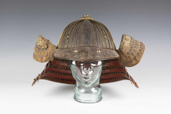 TooveysA Japanese suji kabuto, mid-Edo period, the steel skull body