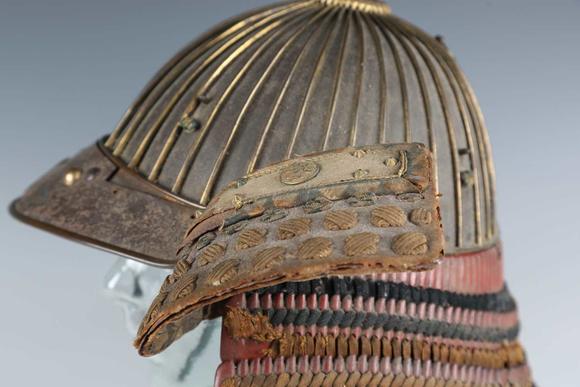 TooveysA Japanese suji kabuto, mid-Edo period, the steel skull body