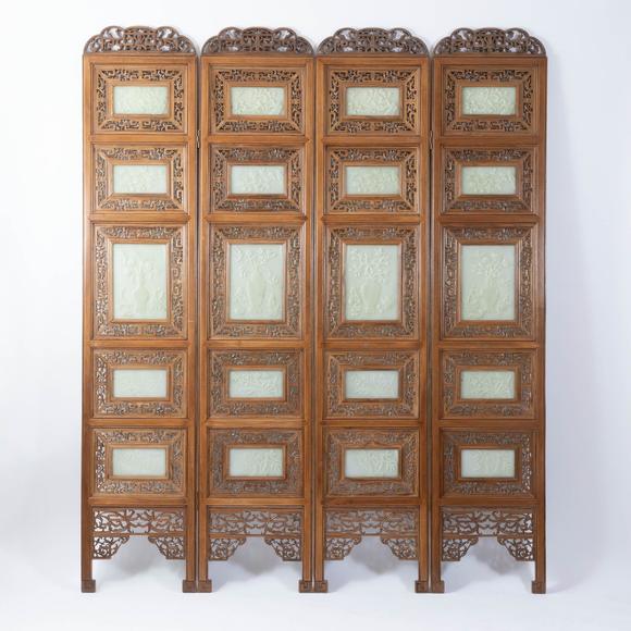 Waddington'sA White Jade-Inset Four-Panel Floor Screen, 20th Century, 二十世紀(jì) 嵌白玉雕花鳥紋地屏一套四扇