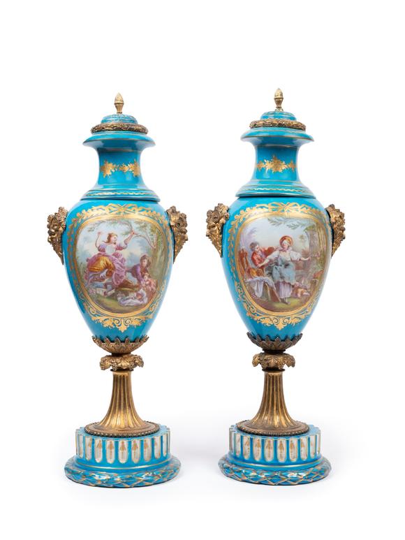 Marcopolo AuctionsA ORMOLU MOUNTED PAIR OF PORCELAIN VASES, France, 19th century