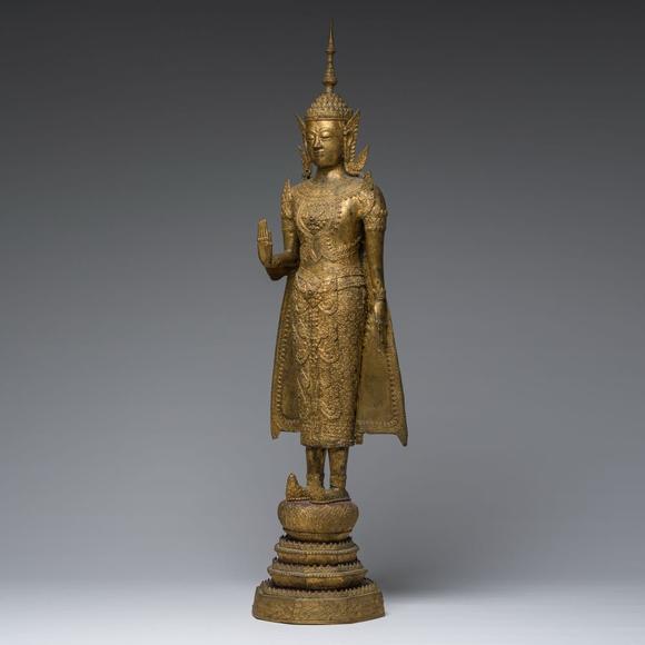 Coronari Auctions BVA Thai gilt bronze figure of a standing Buddha, Rattanakosin, 19th C.