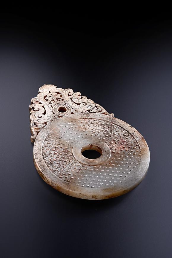 JUBAO HALL AUCTION HOUSE INCPre-Ming Dynasty Jade Bi Disc with Dragon, Phoenix and Grain Patterns