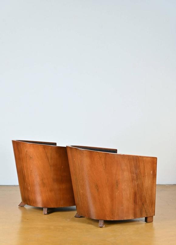 Loeckx AuctioneersA pair of Art Deco armchairs with leather (*)…