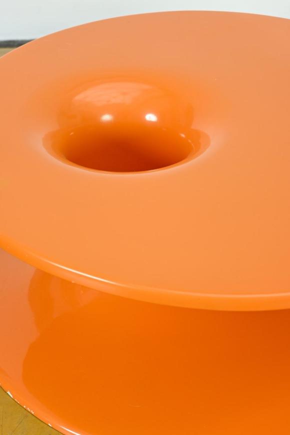 Loeckx AuctioneersAnonymous: Orange fiberglass coffee table (*)…
