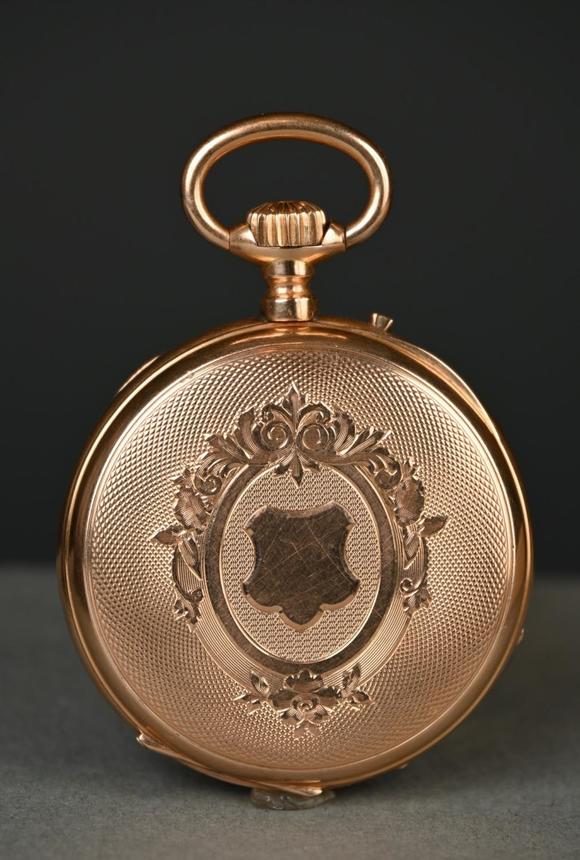 Loeckx AuctioneersGold pocket watch with white dial…